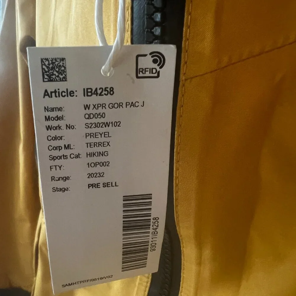 Adidas Terrex Xperior Gore-Tex Waterproof Jacket - Picture 4 of 5